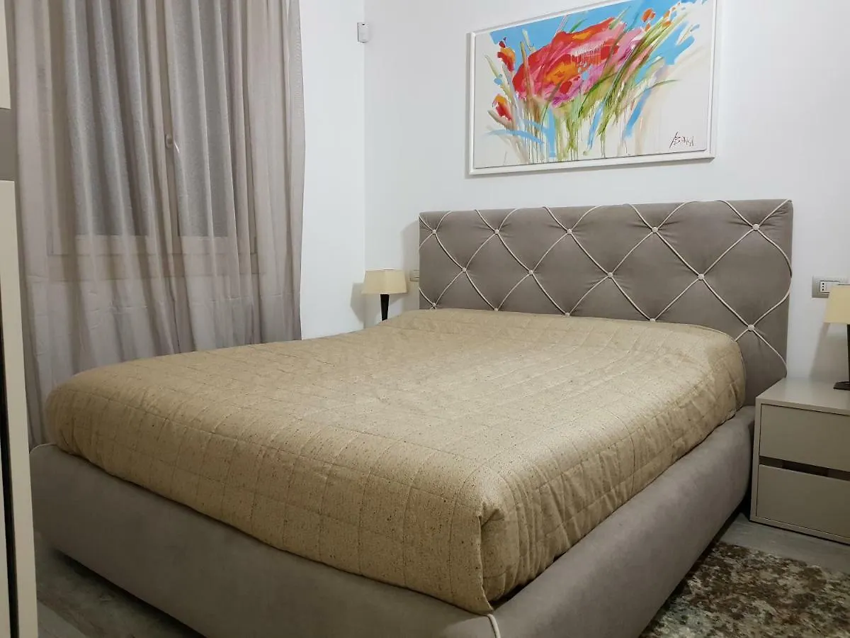 Luxury Apartments Beauty Gardens Sirmione Italy