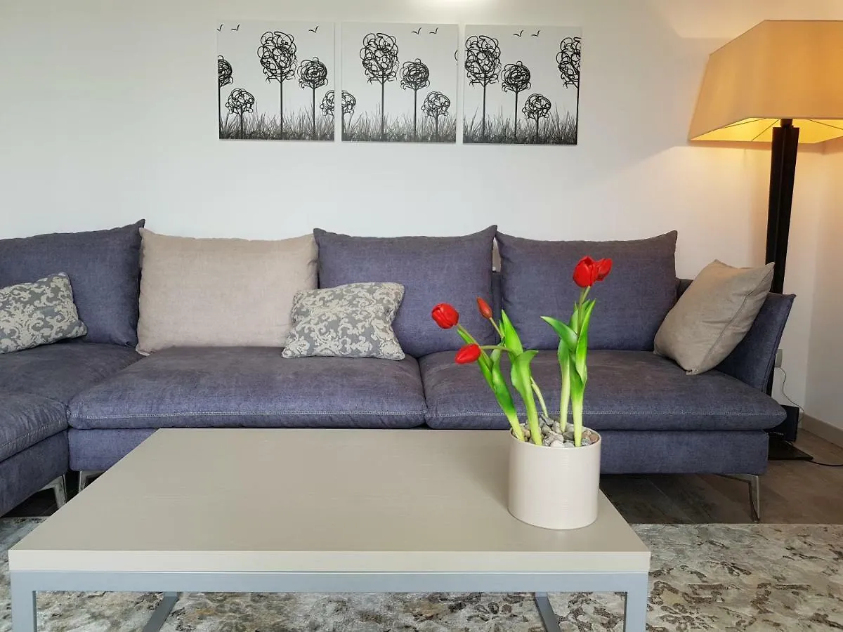 Luxury Apartments Beauty Gardens Sirmione Italy