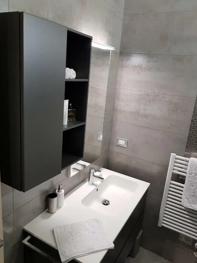 Luxury Apartments Beauty Gardens Sirmione Italy